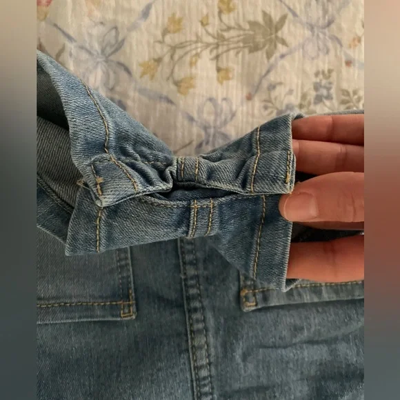 Oshkosh B’gosh baby girl medium wash denim overalls/romper shorts 18 months NEW - Picture 7 of 8